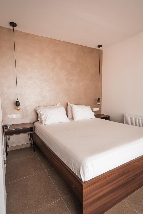 Suites With Magical View & Jacuzzi Athens Exterior photo
